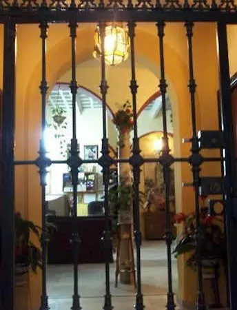 Guest house Javier Seville